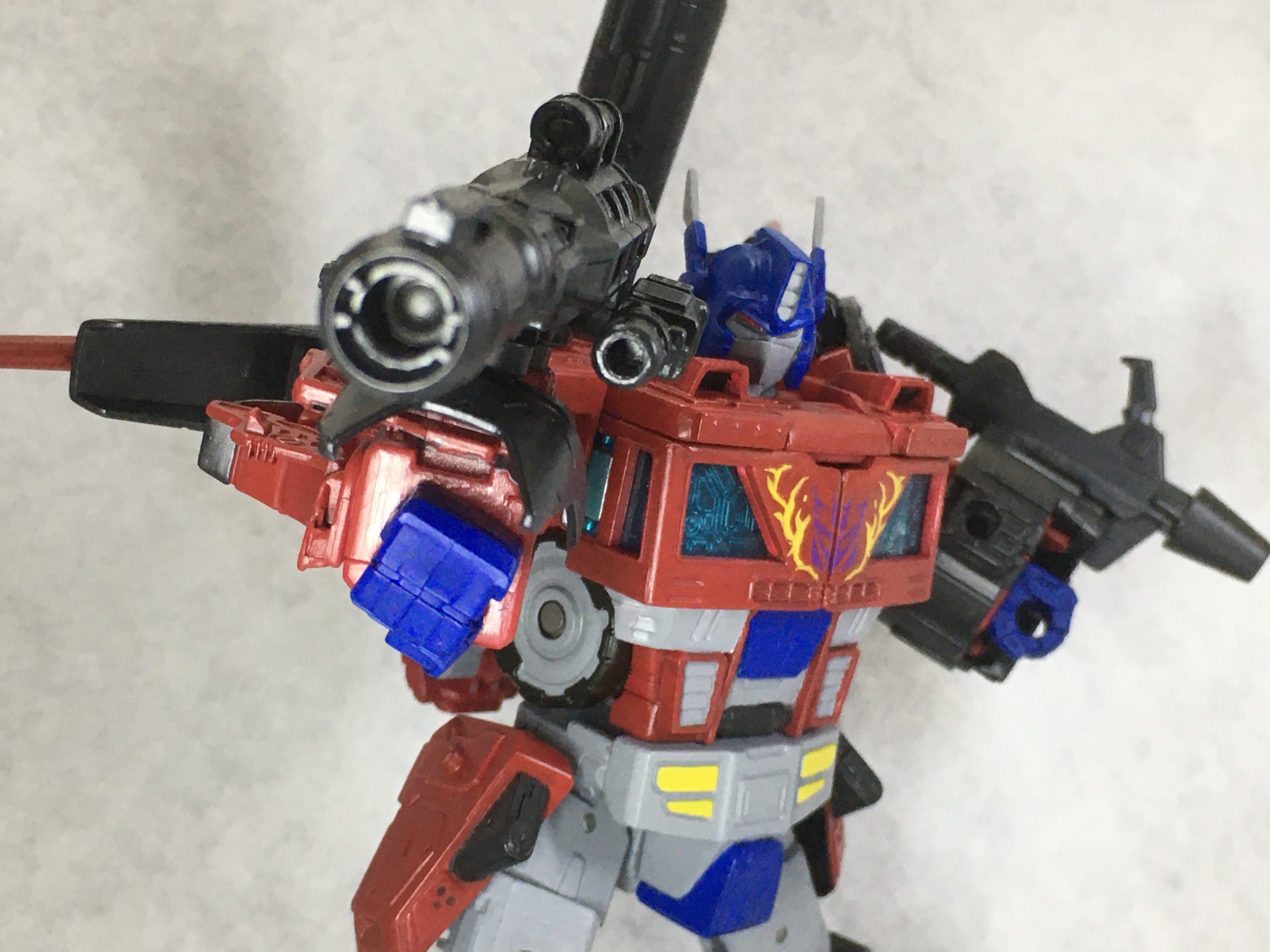 SIEGE Gilthor Custom From Optimus Prime & Megatron Parts